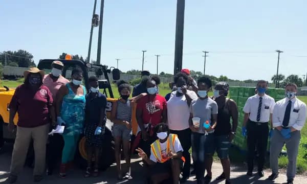 Community Service Supporting Hundreds of Local Families